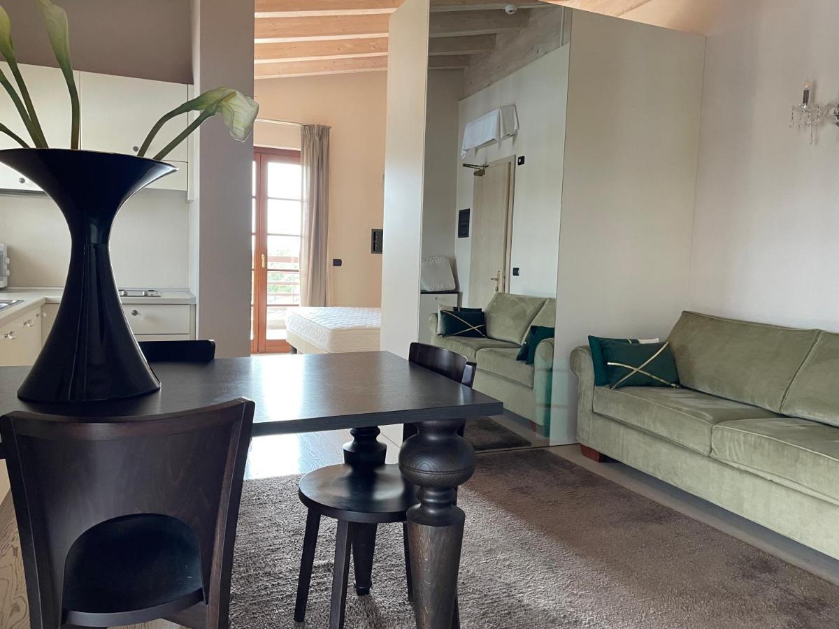 Residence Alexandra Stay 西尔米奥奈 外观 照片