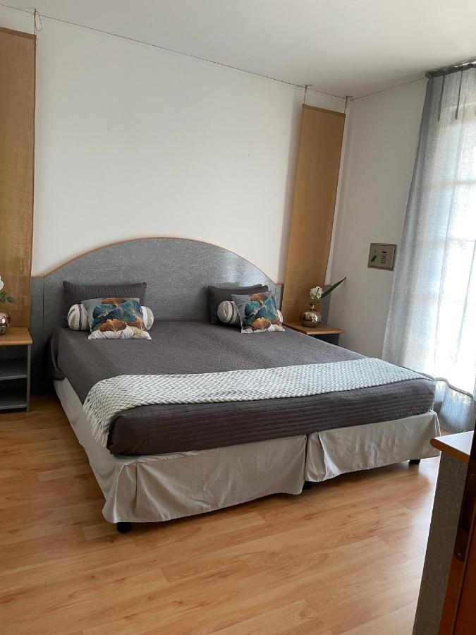 Residence Alexandra Stay 西尔米奥奈 外观 照片