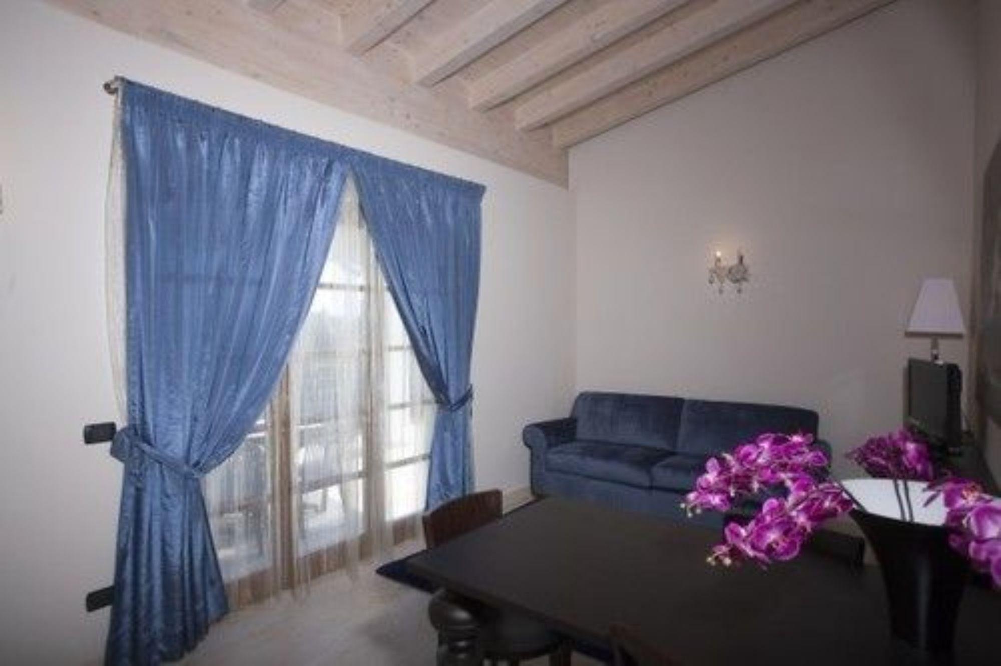 Residence Alexandra Stay 西尔米奥奈 外观 照片